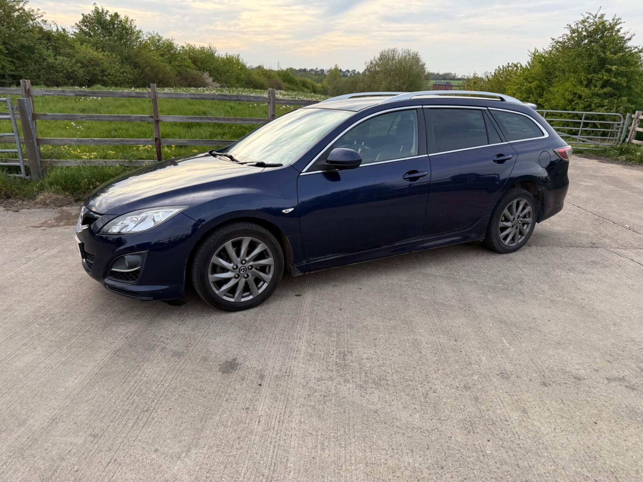 Mazda Mazda6 2.2d Venture Euro 5 5dr — photo 54 of 86